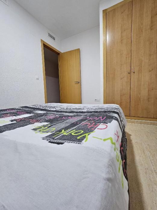 Habitacion En Piso Compartido Cerca De Playa Apartamento Xilxes  Exterior foto
